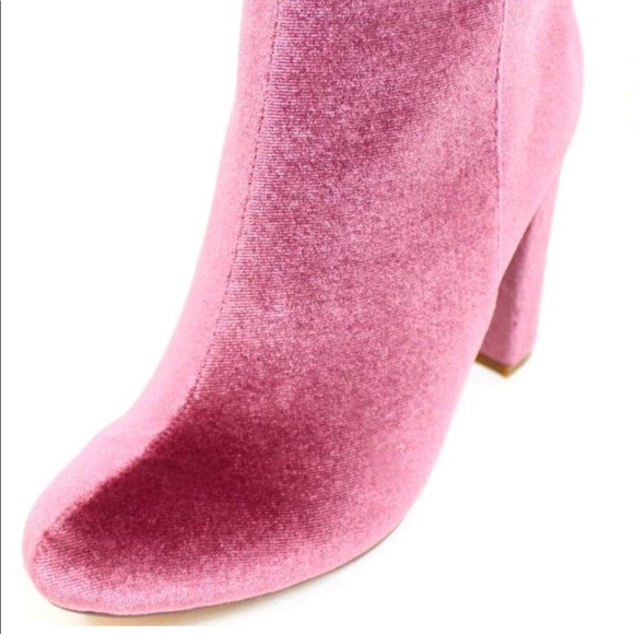 Romantic Mauve Velvet Bootie🍂 - Picture 4 of 8